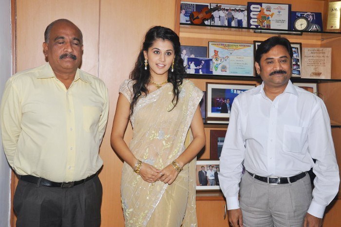 tapsee in saree at tmc electronics photo gallery